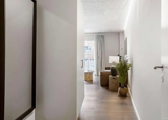 Midtown Nest *