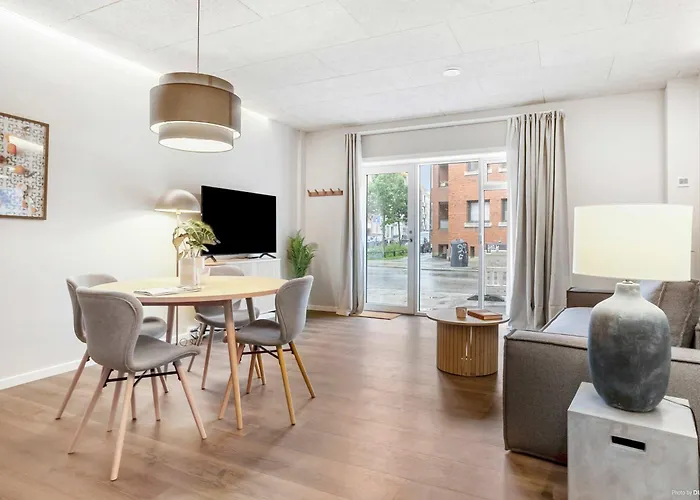 Midtown Nest