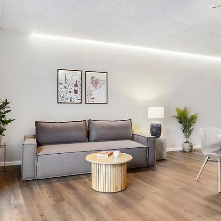 Midtown Nest